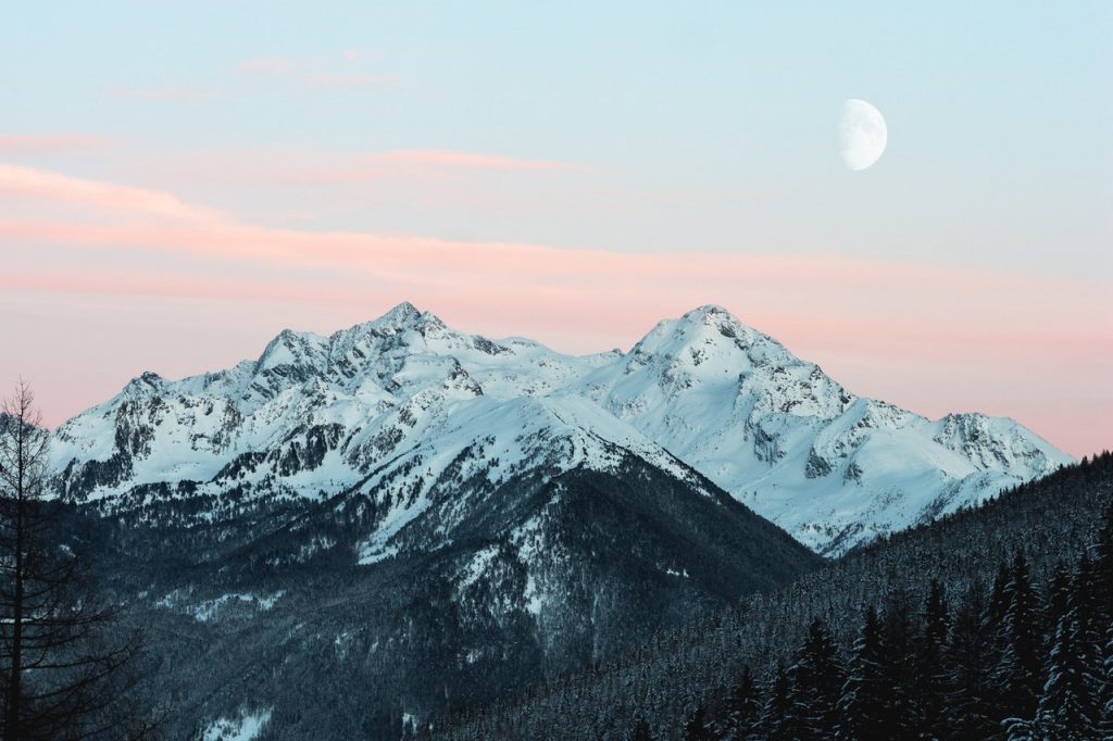 North Africa Snowy Mountain 1287145 1024x682 1